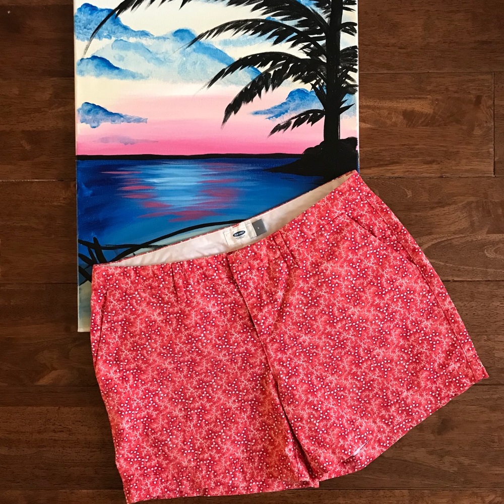 Old Navy Orange Star Print Cotton Shorts Size: 4